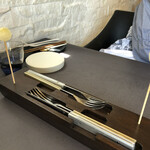 プレゼンテ スギ - 口直し　ローズマリーのアイスキャンディー