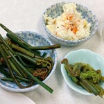 ゆたか食堂 - わらび2品