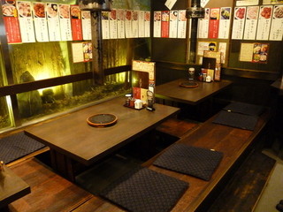 Horumon Kurabu Ajikura - 掘りごたつのお席もご用意しております！