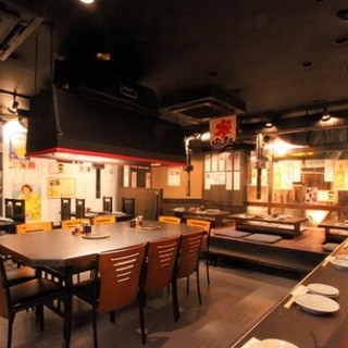 【空間】お座敷・掘りごたつをご用意しております。