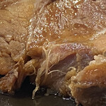 マルフク食堂 - 肉厚のチャーシューはトロトロ