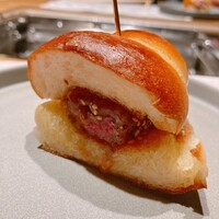 お肉屋 けいすけ 三男坊 - ヒレカツスライダー進化版