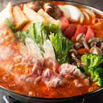 Black pork stew hotpot