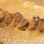 八香閣 - 羽根付き餃子