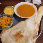 KHANA PINA - 