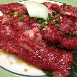 あがつま農協焼肉燦 - 焼肉 燦・見るからに旨そうな霜降りカルビ