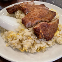 三和楼 - 排骨チャーハン 三和楼 - 排骨チャーハン