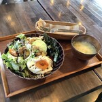 はれるや - サーファーズランチボウル(チキン) 1,000円(税込)