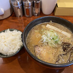 Ramen Yoshiyama Shouten - 