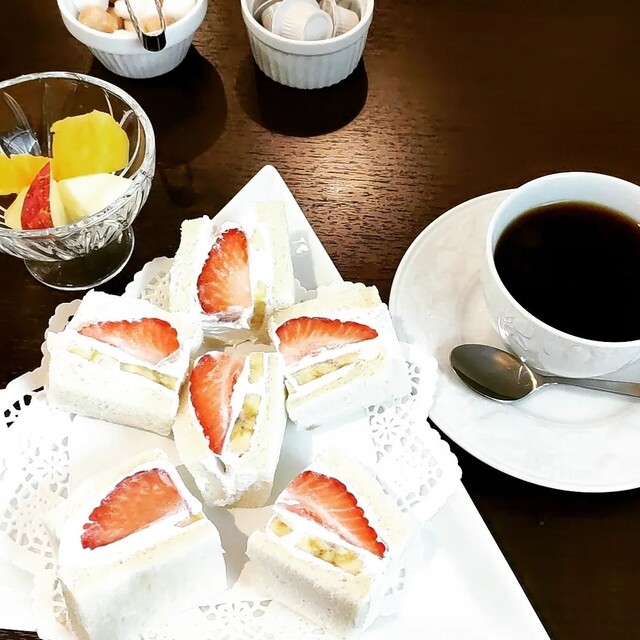 Fruits to Cafe Merci