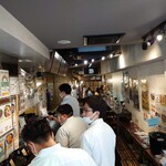 讃岐うどん大使 東京麺通団 - まずは注文すると、汁なしのうどんが提供される。