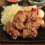  鶏の唐揚げ