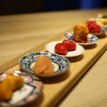 酒と女と鶏と麺 - 前菜七種も拘りの逸品です。