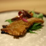 酒と女と鶏と麺 - 焼きフカヒレのクレープ包み