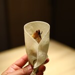 酒と女と鶏と麺 - 焼きフカヒレのクレープ包みは、セルフで巻いて頂きます♪