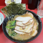 ラーメン 杉田家 本店 - 