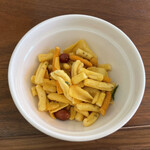 イエロームング - お豆でできているそうです