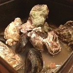 Kaki Goya - お通しの蒸し牡蠣
