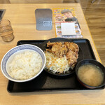 Yoshinoya Yonjuuichigousen To Yamatana Kamachiten - 