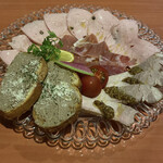 ヒトエ ナトゥーラ - 肉盛り合わせ