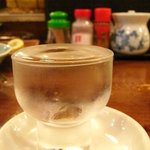 ろばた焼き 海賊 - 表面張力の限界に挑戦