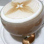 ル・カフェ・ヴィー - ロイヤルミルクティー