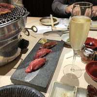 牛刺しと焼肉 仔虎 クリスロード店 - 