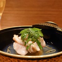 すしと天ぷら 坂本 - 明石産蛤と焼き野菜のお椀