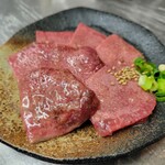 備長炭焼肉大関  - 