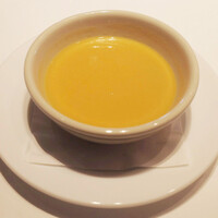 ベンジャミンステーキハウス 東京ガーデンテラス紀尾井町 - 平日ランチセットメニュー(2970円・サ別)のロブスタービスク