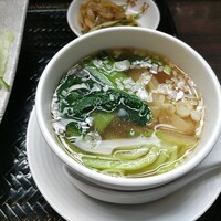 梅蘭 御茶ノ水ワテラス店 - ワンタンスープ