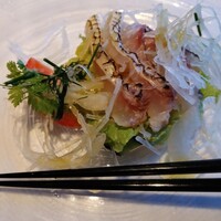 KINOE - パクチーがちょっぴり主張！野菜たっぷりで夏を先取り