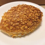 ベーカリー ハナ - 焼きカレーパン