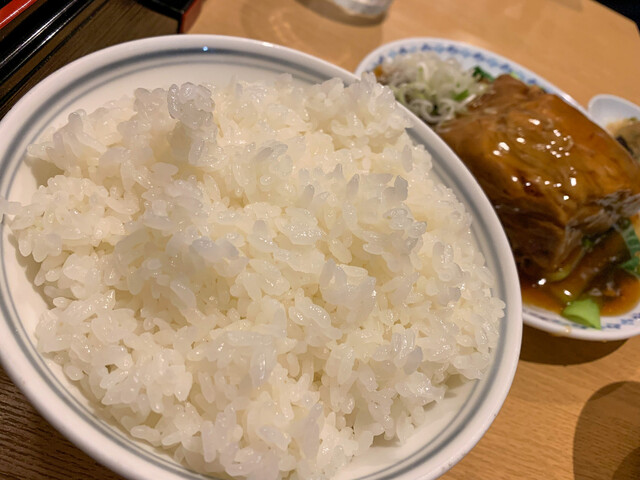 四つ角飯店 - 角煮定食（１１００円）