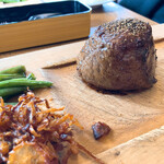ピーコック - ボンバーステーキ アップ