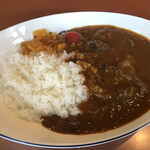 渡部商店 - 馬肉カレー普通盛り@650円