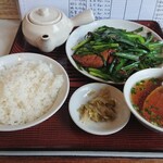 176430166 - レバニラ定食1200円