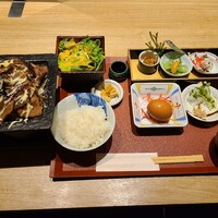 個室和食 肉割烹 吟次郎 品川駅前店 - 