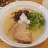 背脂豚骨ラーメン めめめ麺