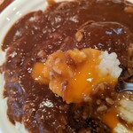 カレーハウス キラリ - 生卵でマイルドに