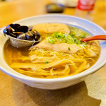 串とろ - ◎しじみラーメン