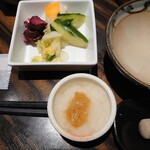 勝烈亭 - つけものとおろし