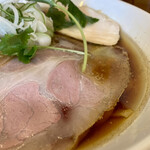 煮干拉麺 小烏丸 - 煮干ト鶏ノ拉麺(黒)