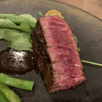 カエンネ - 菅平ダボス牧場の短黒和牛の薪焼き