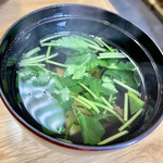 鮒兼 - 鵜飼商店の鰹節をたっぷり使った旨味の強い肝吸いです