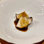 f - 作品10：久六島の蒸し鮑