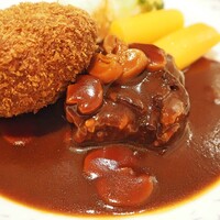 レストラン香味屋 - メンチカツとビーフシチューの盛合せ