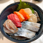 角上魚類 - 【2022年05月】海鮮丼二杯目ヽ(^o^)丿