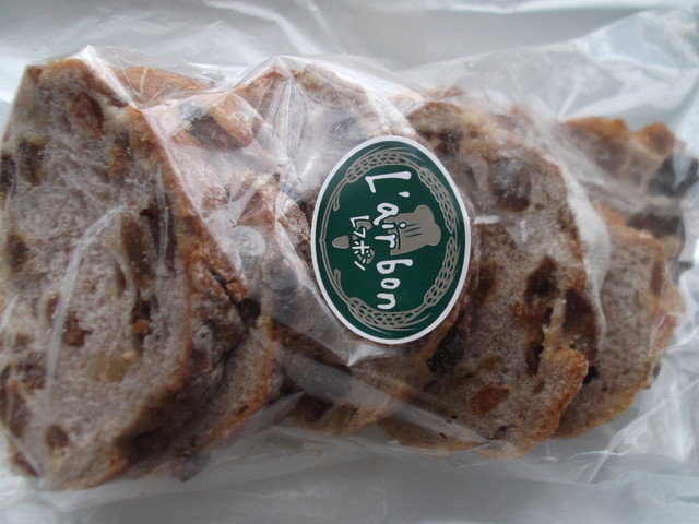 レフボン 東むろらん店 - 東室蘭（パン）の写真