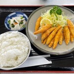曽山商店 - ワカサギのフライとライス150円